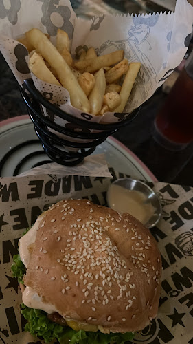 Comentarii opinii despre Chef Burger - Viva Envigado