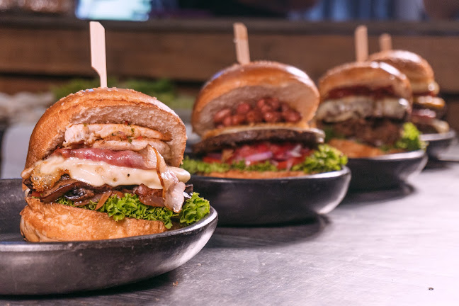 Comentarii opinii despre The Burgers