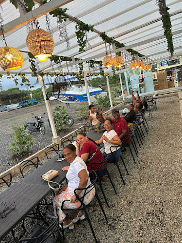 Comentarii opinii despre Mundo Marino Restaurante