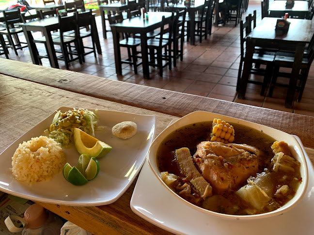 Opinii despre Balneario el Mirador în Puerto Berrío - Gastronomía y hostelería