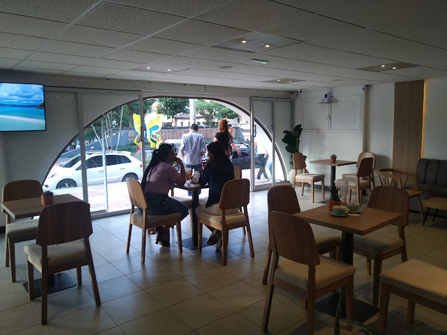 La Catedral Coffee - Shop