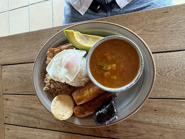 Simón Parrilla Norte - Restaurantes en Cali - Cali