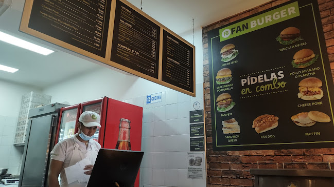 Comentarii opinii despre Fan Burger