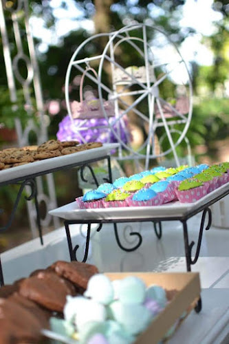 Comentarii opinii despre JUkARO DECORACIONES Y EVENTOS