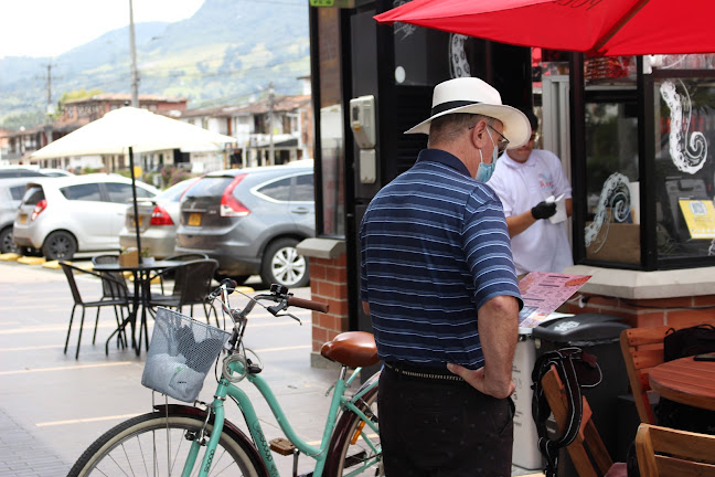 Burbuja 4, Cl. 19 #13-120, La Ceja, Antioquia