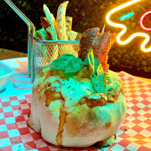 Av. Pradilla #7-98 Local 219, Chía, Cundinamarca