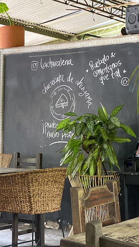 La Charaleña Parrilla & Guarapo - Floridablanca