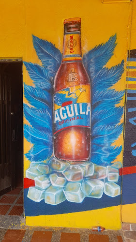 Licores y algo mas la esquina de simon - Gastronomía y hostelería