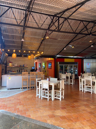 Opinii despre Restaurante Nando Burger Parrilla în Valledupar - Gastronomía y hostelería