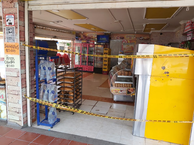 Comentarii opinii despre Panadería y Pastelería Delicias D'la 22