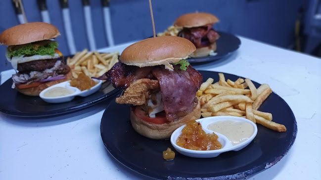 Hot Pepper Burger - Girón