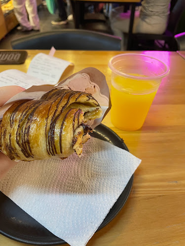 Comentarii opinii despre Doménico