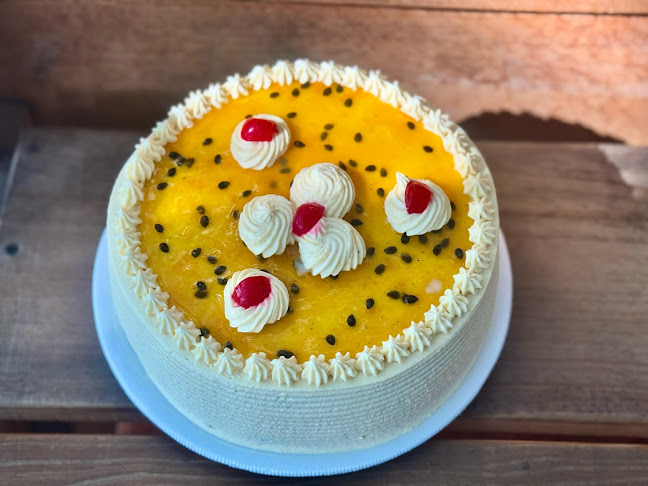 TORTAS EN BUGA - JUAN RICURAS "POSTRES Y TORTAS"