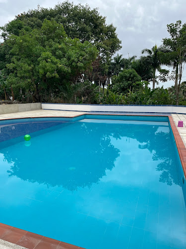 CASA FINCA CAMPUZANO - Gastronomía y hostelería