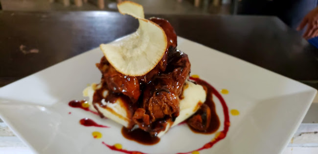 CARNÍVOROS RESTAURANTE GRILL - Gastronomía y hostelería