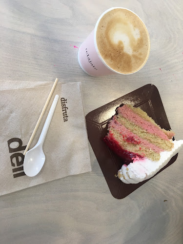 Deli Repostería CC. Niza