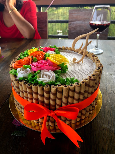 Opinii despre JUANOS TORTAS Y PONQUES BUGA în Guadalajara de Buga - Gastronomía y hostelería