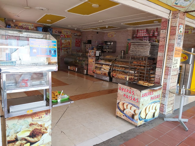 Panadería y Pastelería Delicias D'la 22