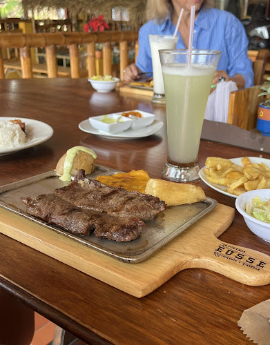 LA PORTADA EUSSE RESTAURANTE Y PARRILLA EN BUGA - Gastronomía y hostelería