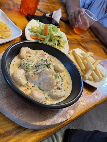 Opinii despre Mar&Luna Cook International în Girardot - Gastronomía y hostelería