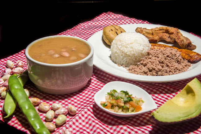 Opinii despre Restaurante de Disco Billar în La Ceja - Gastronomía y hostelería