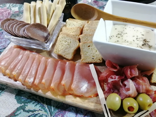 Opinii despre Las Tablas Delicatessen în Barrancabermeja - Gastronomía y hostelería