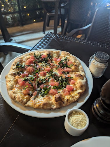 Restaurante Ambrosía de la Higuera - Pizzas, pastas y ensaladas - Cali