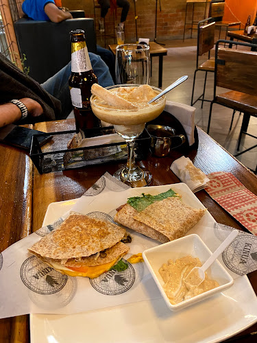 Trueque Café Bar - Cartago