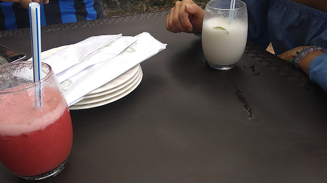 Opinii despre Mediterraneo Bar Restaurante în Pradomar, Puerto Colombia - Gastronomía y hostelería