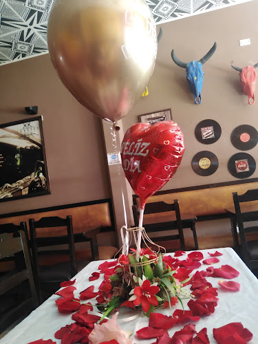 TORETOS PARRILLA BAR - Gastronomía y hostelería