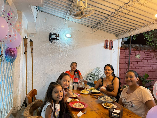 Opinii despre Mar&Luna Cook International în Girardot - Gastronomía y hostelería