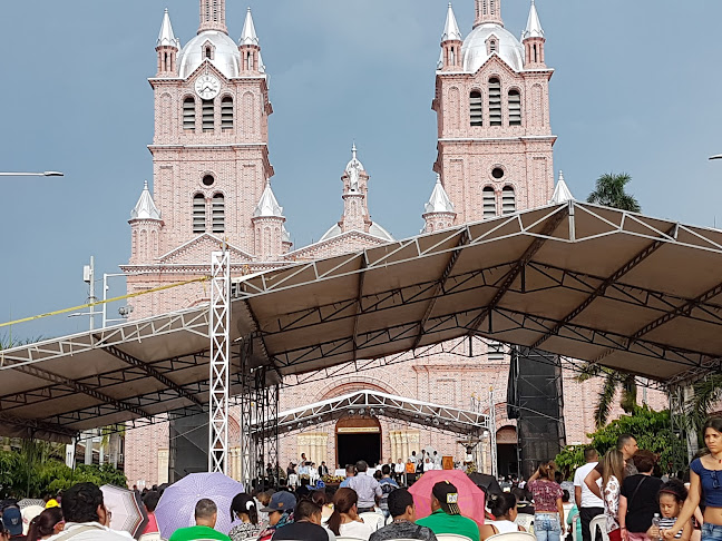 Opinii despre Restaurante Mi tierra în Guadalajara de Buga - Gastronomía y hostelería