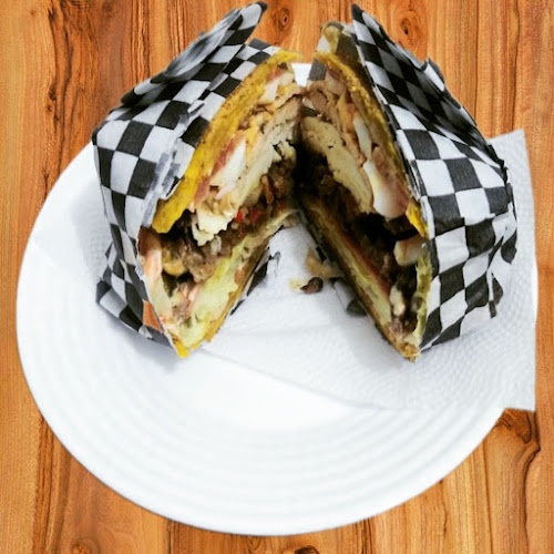 Comentarii opinii despre Eyon's