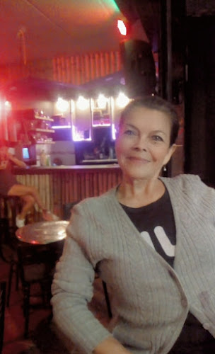 Opinii despre Hakuna Matata Bar în Floridablanca - Gastronomía y hostelería