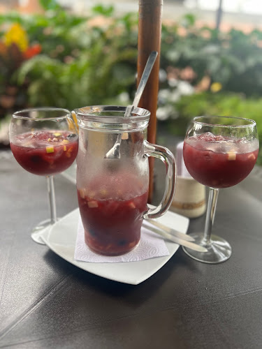 Restaurante Ambrosía de la Higuera - Pizzas, pastas y ensaladas - Gastronomía y hostelería