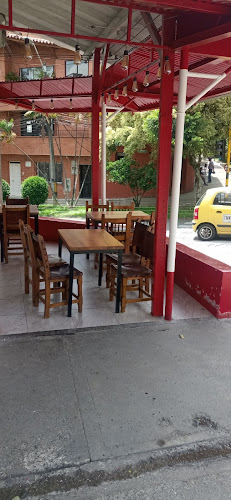 Cl. 37 Sur #35-06, Zona 9, Envigado, Antioquia