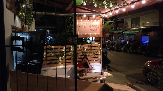 Comentarii opinii despre Sushi Service
