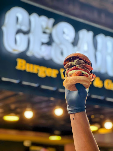 Opinii despre CESAR'S BURGER în Cali - Gastronomía y hostelería