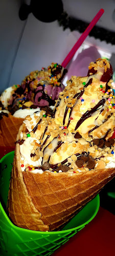 Heladeria y Fruteria Chiticos Mix Cañon