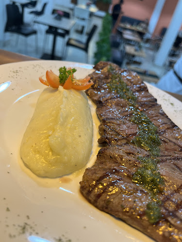 solomitos caucasia - Caucasia