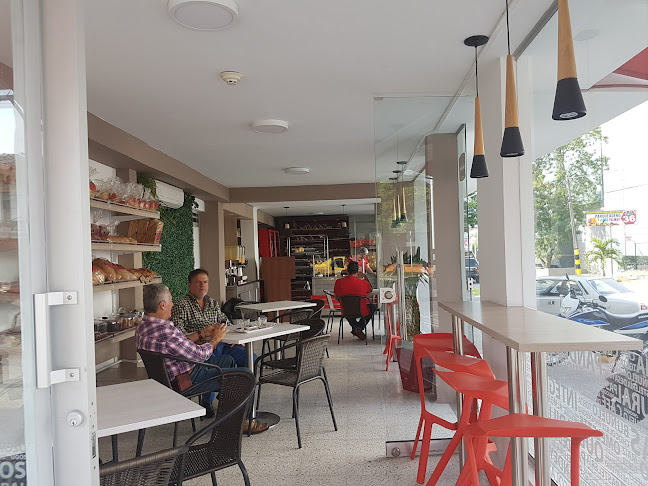 Ricuras Del Pandebono - Gastronomía y hostelería