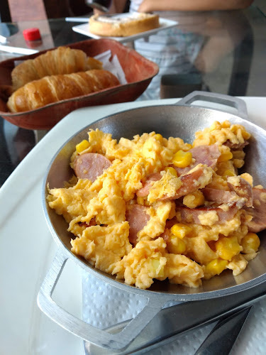 Opinii despre Pan Y Miel Armenia în Armenia - Gastronomía y hostelería