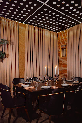 Opinii despre Restaurante Rojo Madrid în Barranquilla - Gastronomía y hostelería