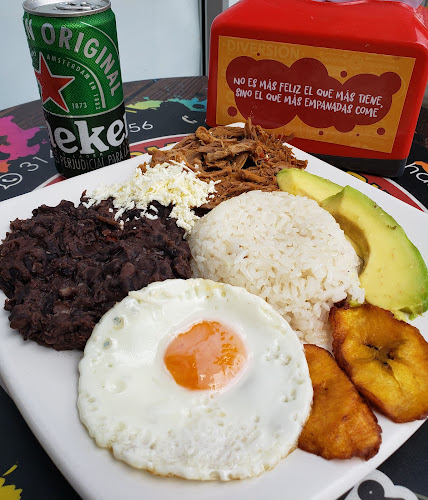 Chamos Burger, Restaurant y Pizzeria. - Gastronomía y hostelería