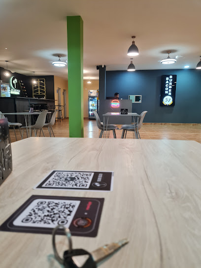 Bacon 57 Burger - Riohacha