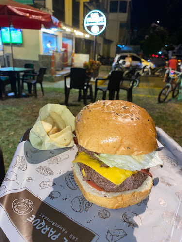 Opinii despre DEL PARQUE Las Hamburguesas în Cali - Gastronomía y hostelería