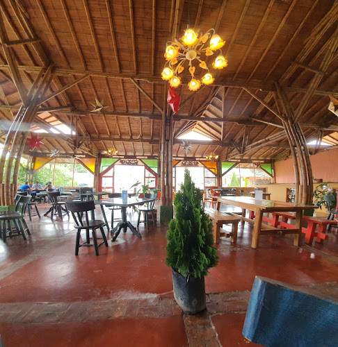 Opinii despre Restaurante La Glorieta în Guaduas - Gastronomía y hostelería