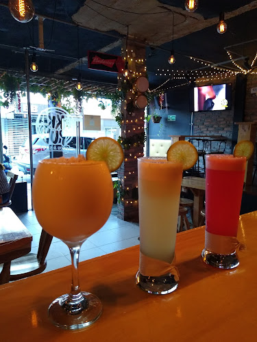 QKRA PUB Food and beer