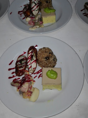 Opinii despre Los cuyabros în Armenia - Gastronomía y hostelería