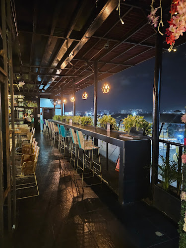 Sion Gardens rooftop - Gastronomía y hostelería